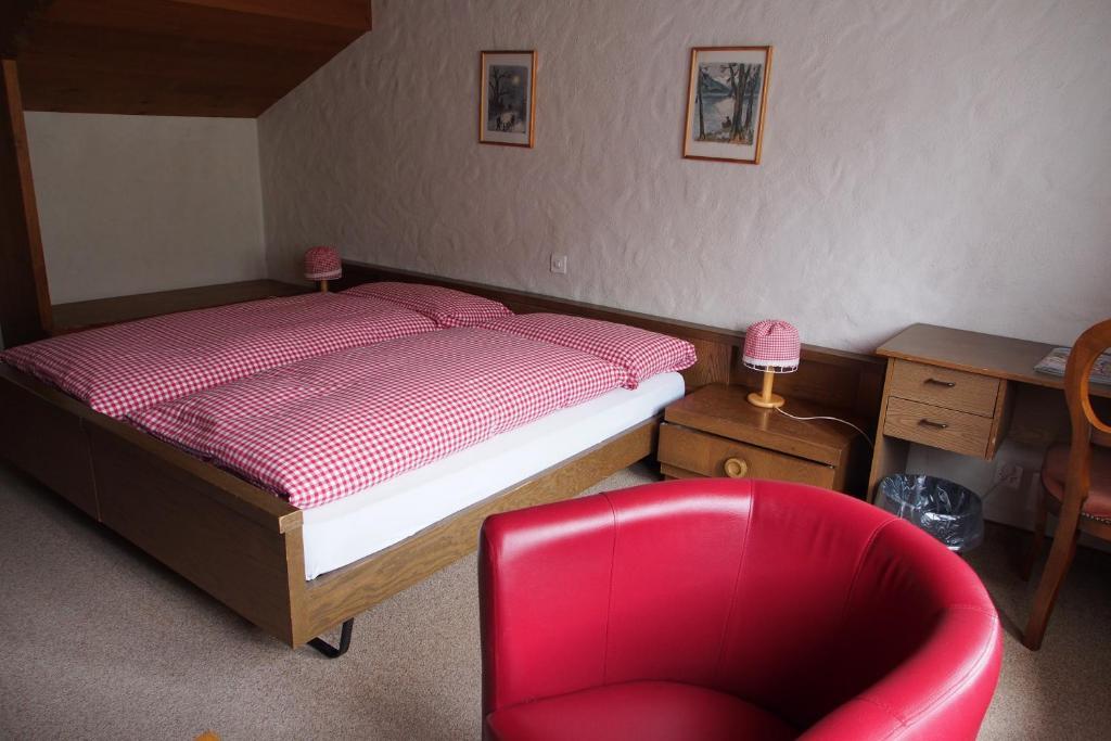 Hotel Simmental Boltigen Room photo